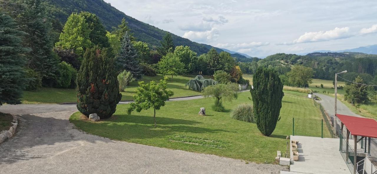 Gite Les 3 Lacs Chez Nath Ambleon Экстерьер фото